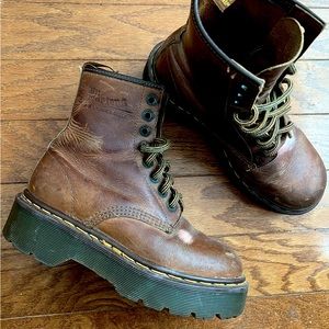 Vintage platform chunky Dr.Martens